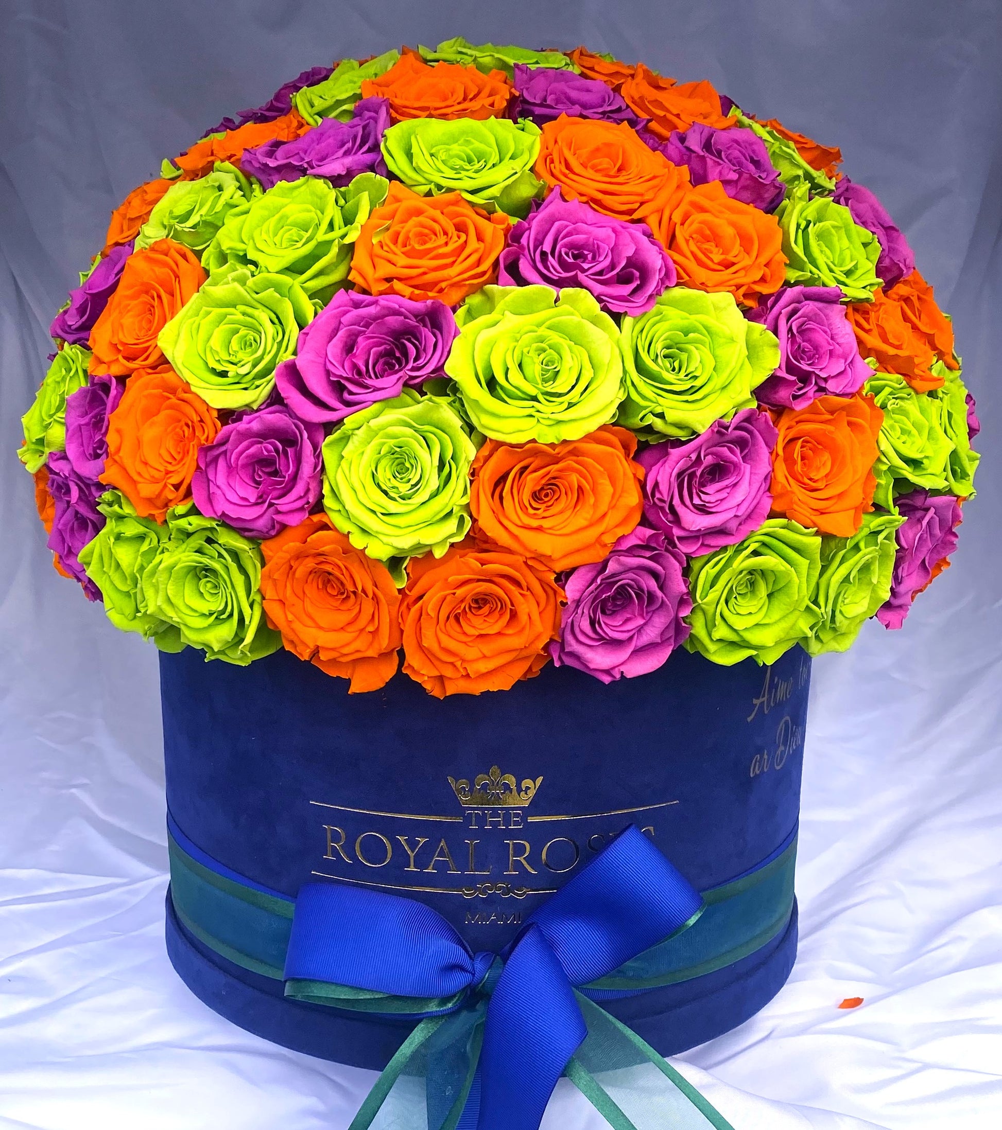 XL Dome Round Box - Ultimate expression - The Royal Roses 