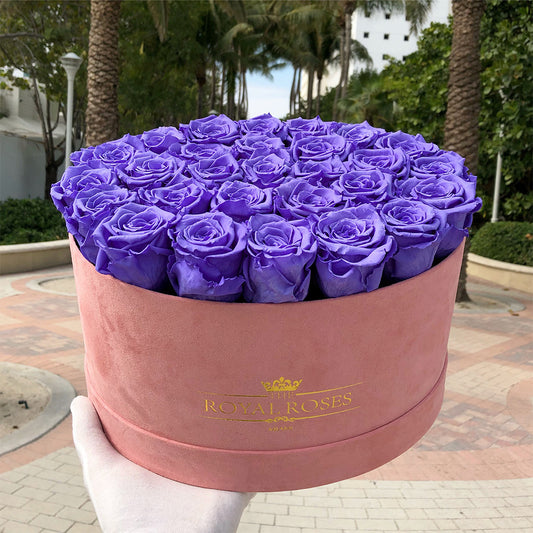 Oval Box Suede Pink - Special Collection of Real Long Lasting Roses - Lifetime is Over 1 Year - The Royal Roses 